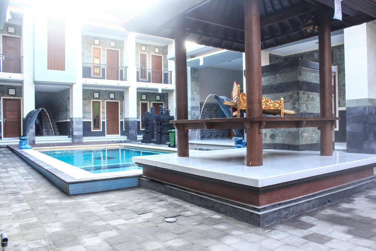 Santhi Graha Kuta Hotel กูตา ภายนอก รูปภาพ